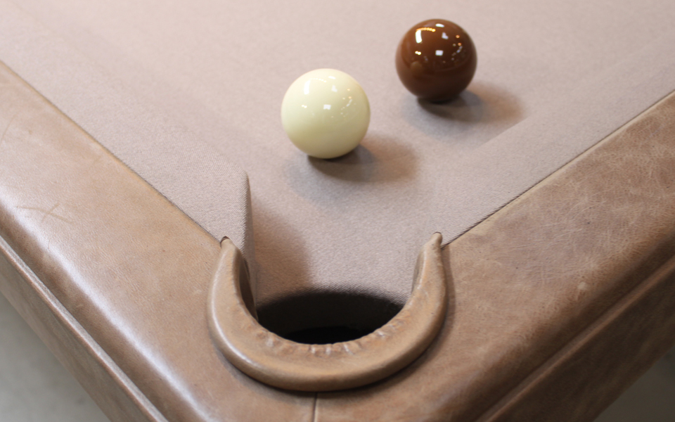 Poches marron cuir billard américain - Billards Toulet