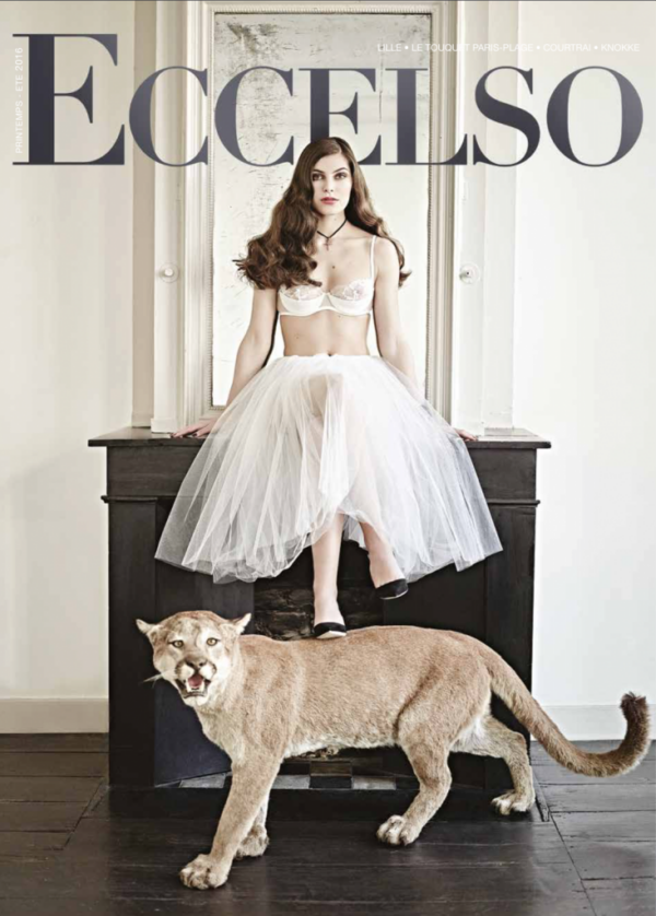 The foosball table The Pure in the magazine ECCELSO