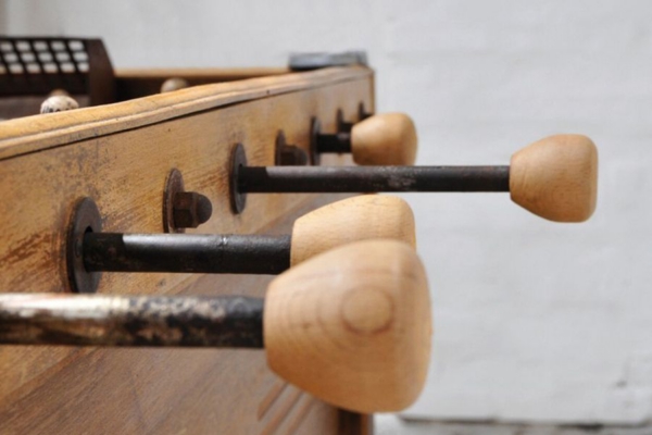 Acquire a vintage table football with the Old Fashion range.