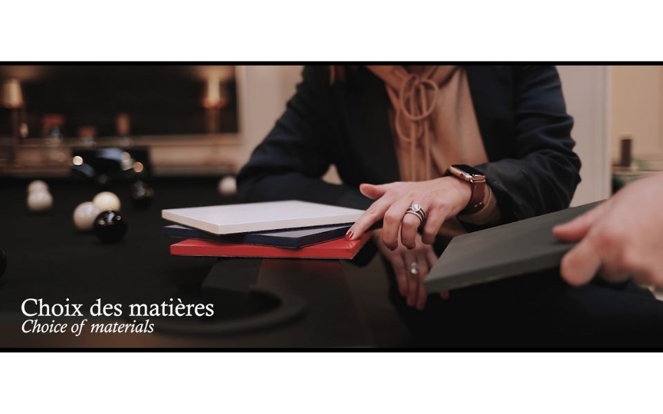 Accompanied and advised by billiard professionals.