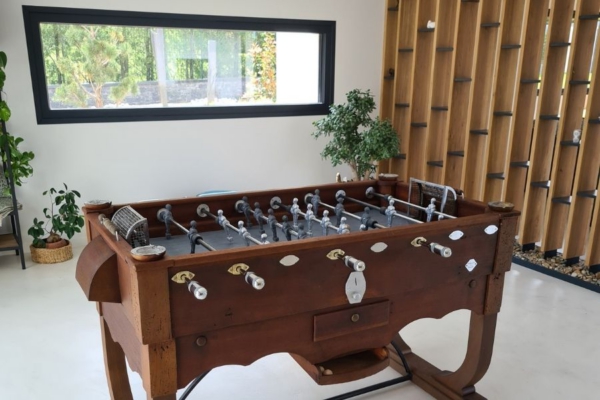 The restoration of the Swinnen table football by Debuchy By Toulet.